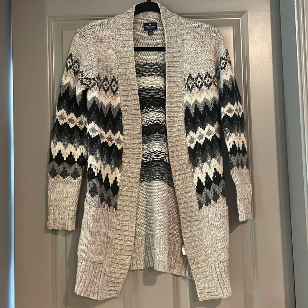 American Eagle women’s size Xsmall open front cardigan